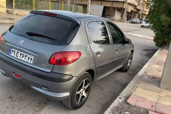 پژو، 206