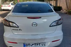 مزدا، 3 نیو صندوق دار