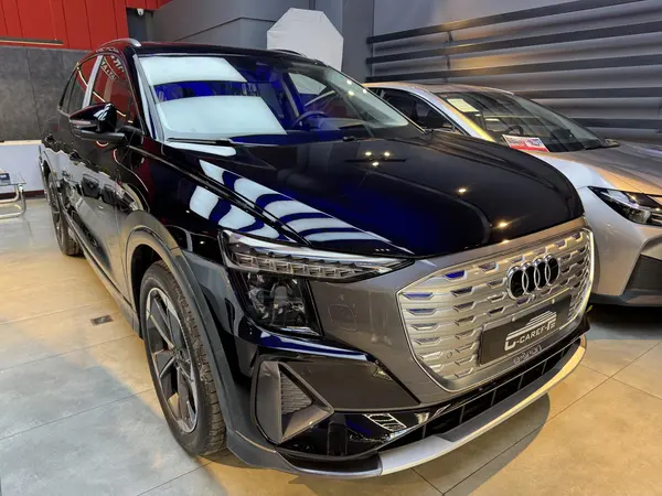 آئودی، Q5 e-tron