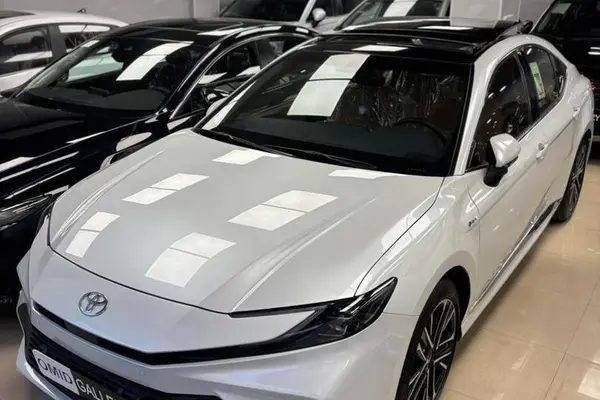 تویوتا، کمری هیبرید