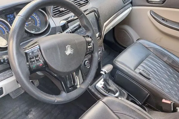 شاهین، G اتومات