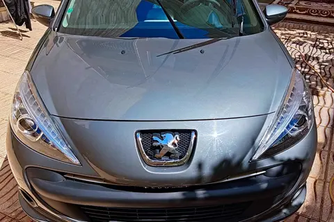 پژو، 207