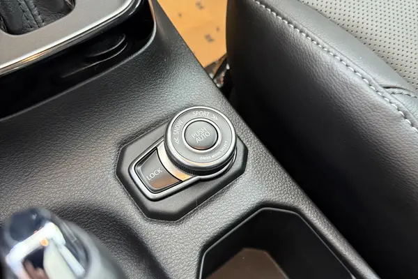 سوزوکی، گراند ویتارا هیبرید