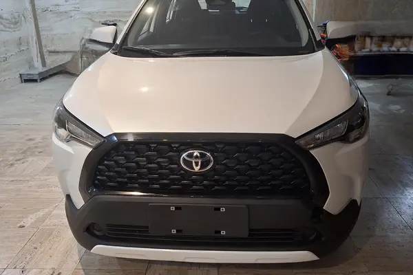 تویوتا، کرولا کراس هیبرید