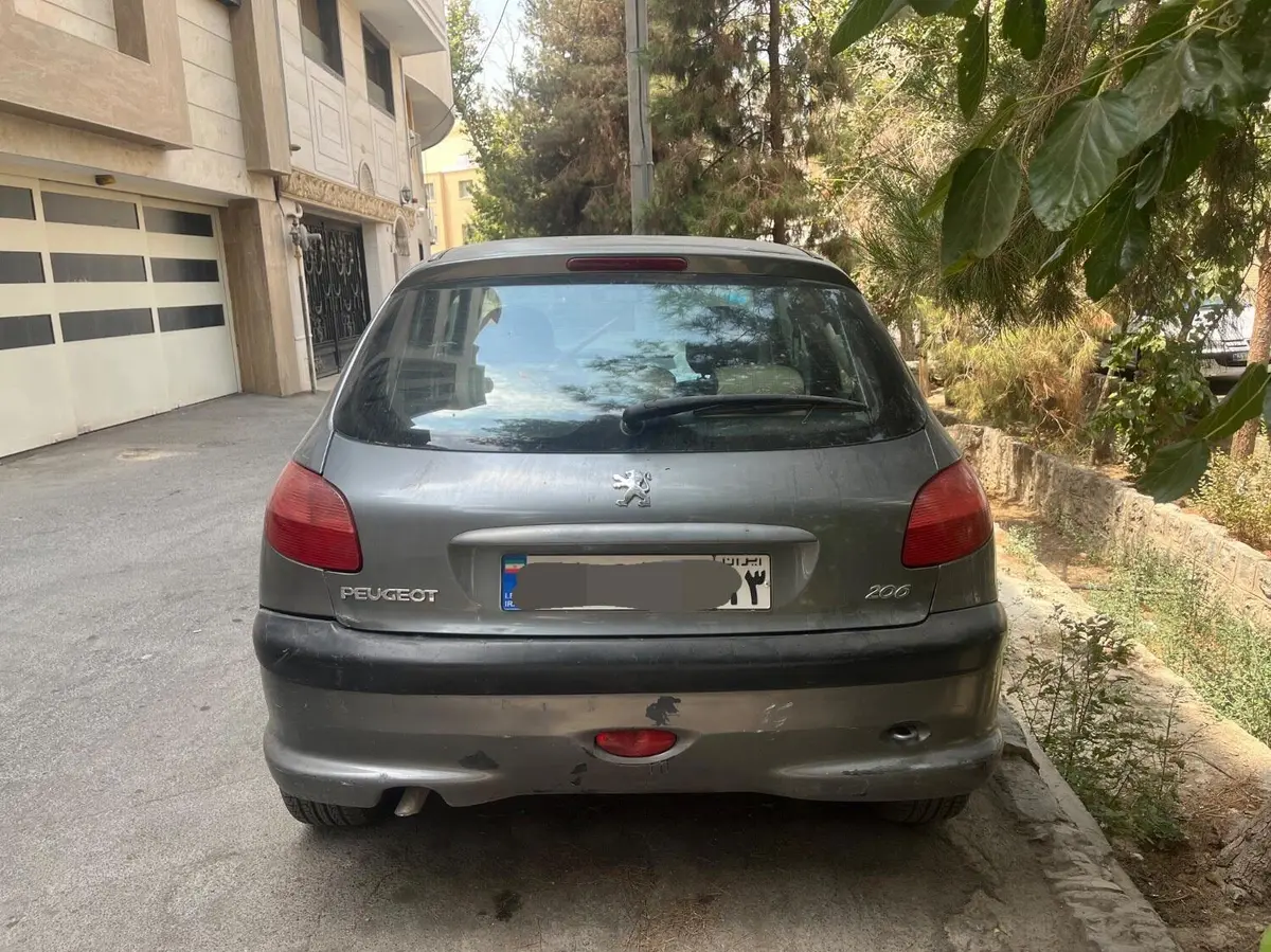 پژو،  206