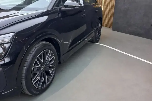 آئودی، Q5 e-tron