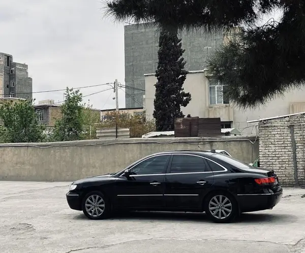 هیوندای  آزرا (گرنجور)