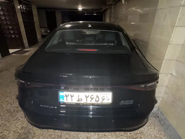 فونیکس، آریزو 8 (Z8)