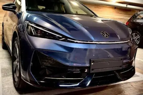 فولکس، آی دی یونیکس