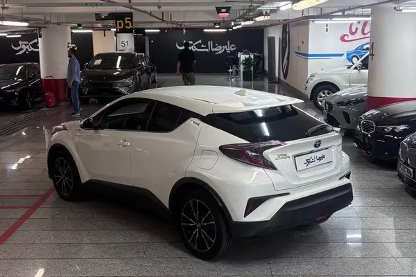 تویوتا  C-HR