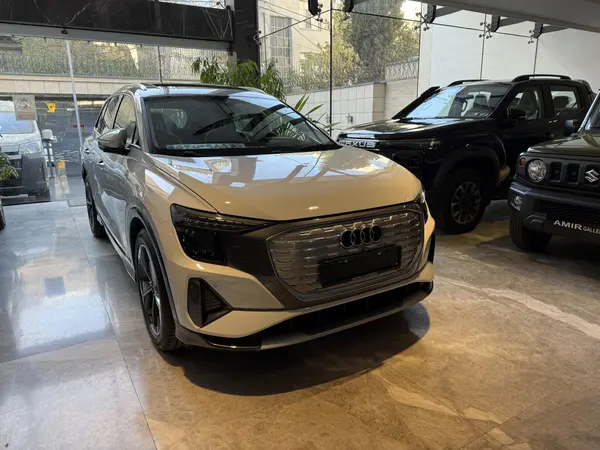 آئودی، Q5 e-tron