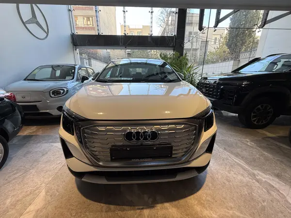 آئودی، Q5 e-tron