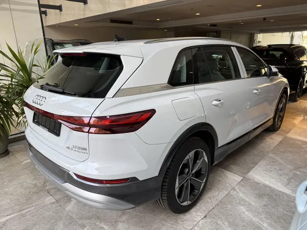 آئودی، Q5 e-tron