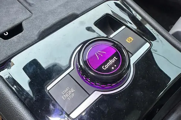 فولکس، تایرون L