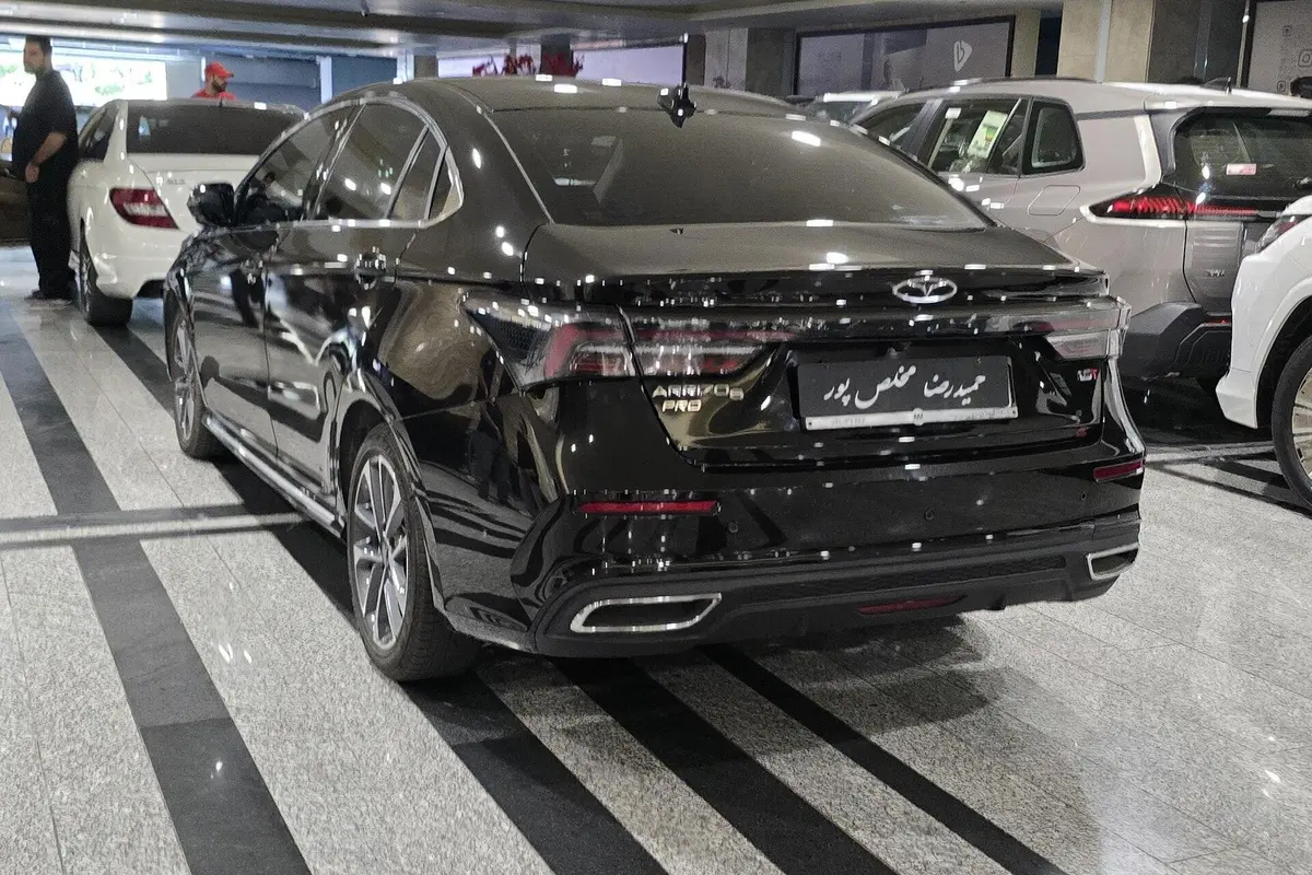 فونیکس،  آریزو 6 پرو
