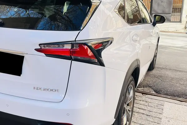 لکسوس  NX