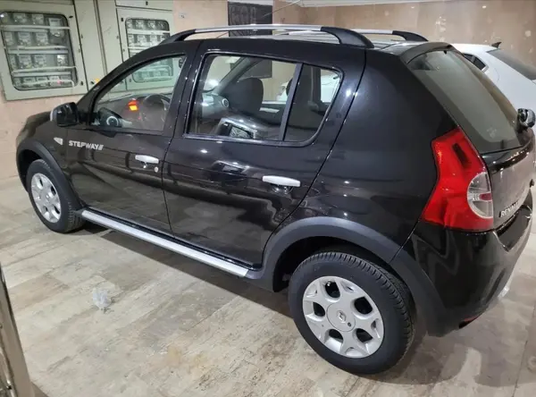 رنو، ساندرو استپ وی