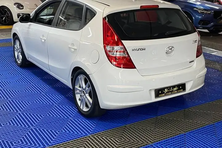 هیوندای،  i30