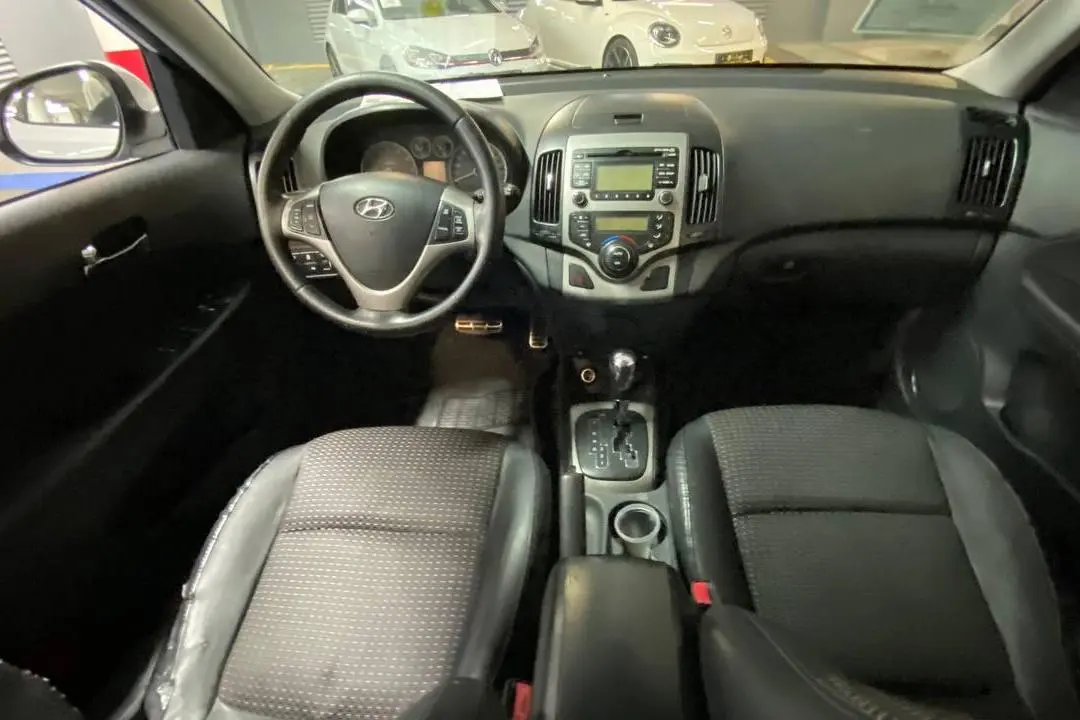 هیوندای،  i30