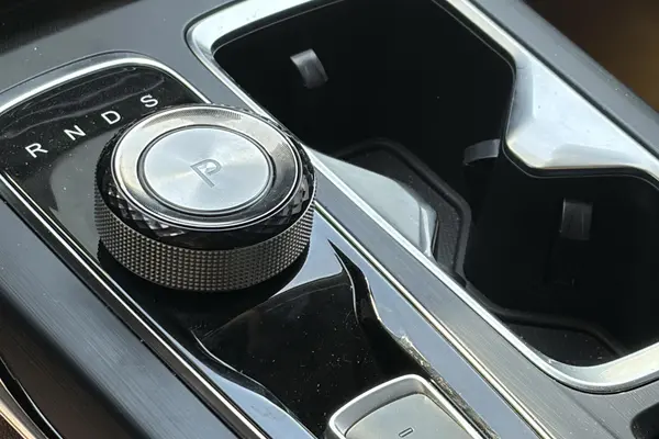 کی ام سی  X5