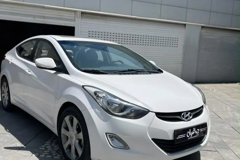 هیوندای  النترا