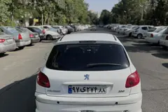 پژو، 206