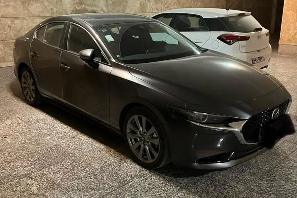 مزدا، 3 وارداتی