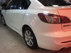 مزدا، 3 نیو صندوق دار