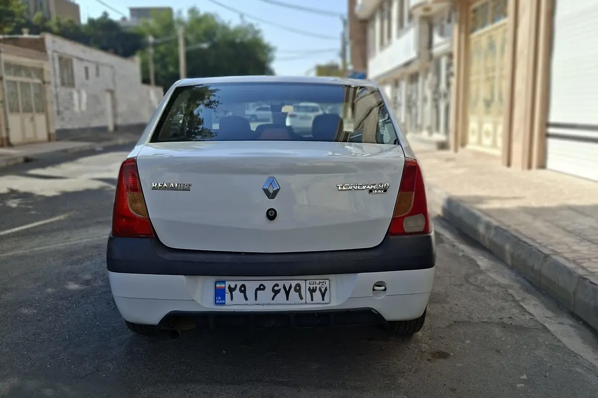 رنو،  تندر 90