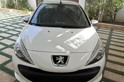 پژو، 207