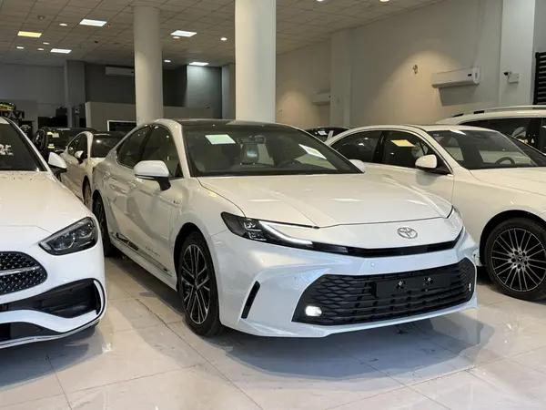 تویوتا، کمری هیبرید