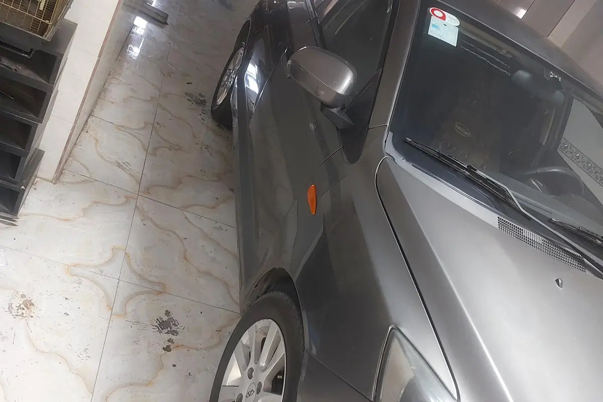 ام وی ام،  315هاچ بک