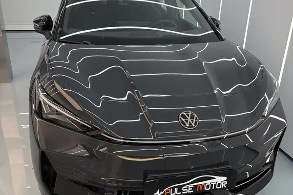 فولکس، آی دی یونیکس