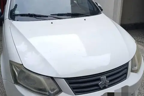 ساینا، S
