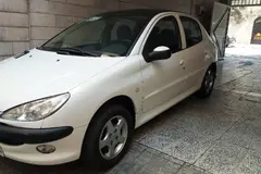 پژو، 206