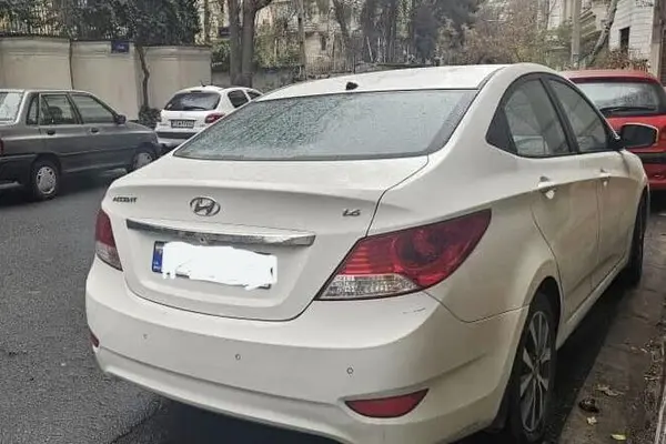 هیوندای، اکسنت (مونتاژ)