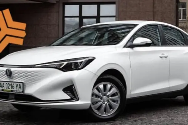 چانگان، ایدو EV460