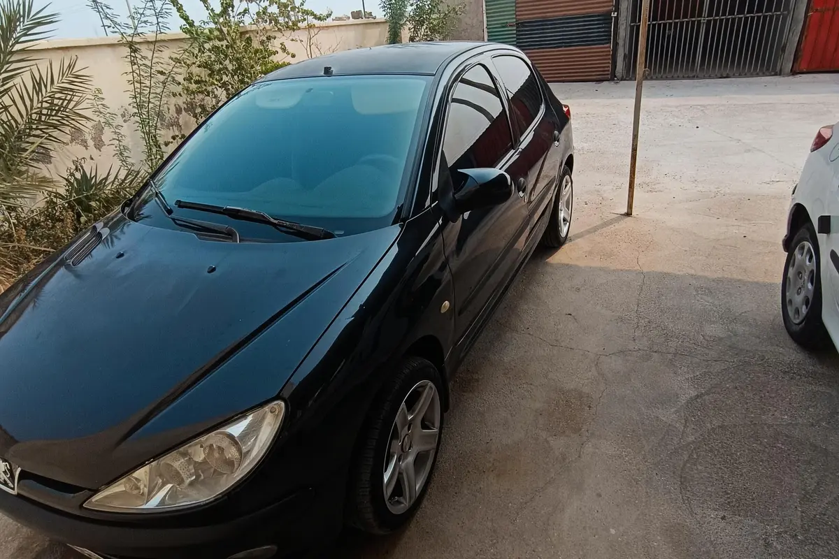 پژو،  206