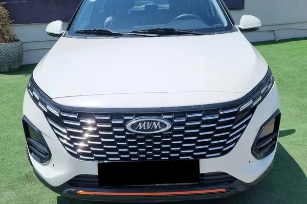 ام وی ام، X33 کراس