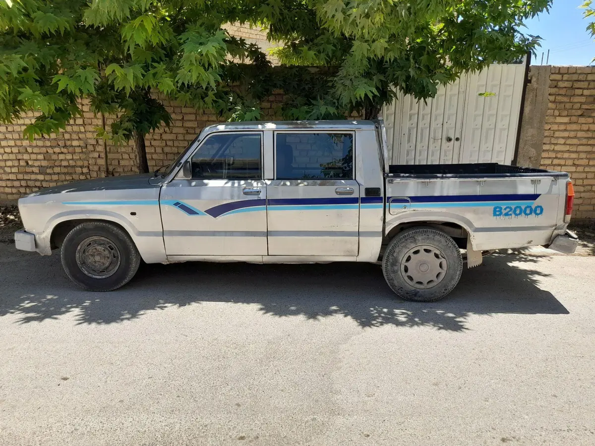 مزدا،  وانت دوکابين