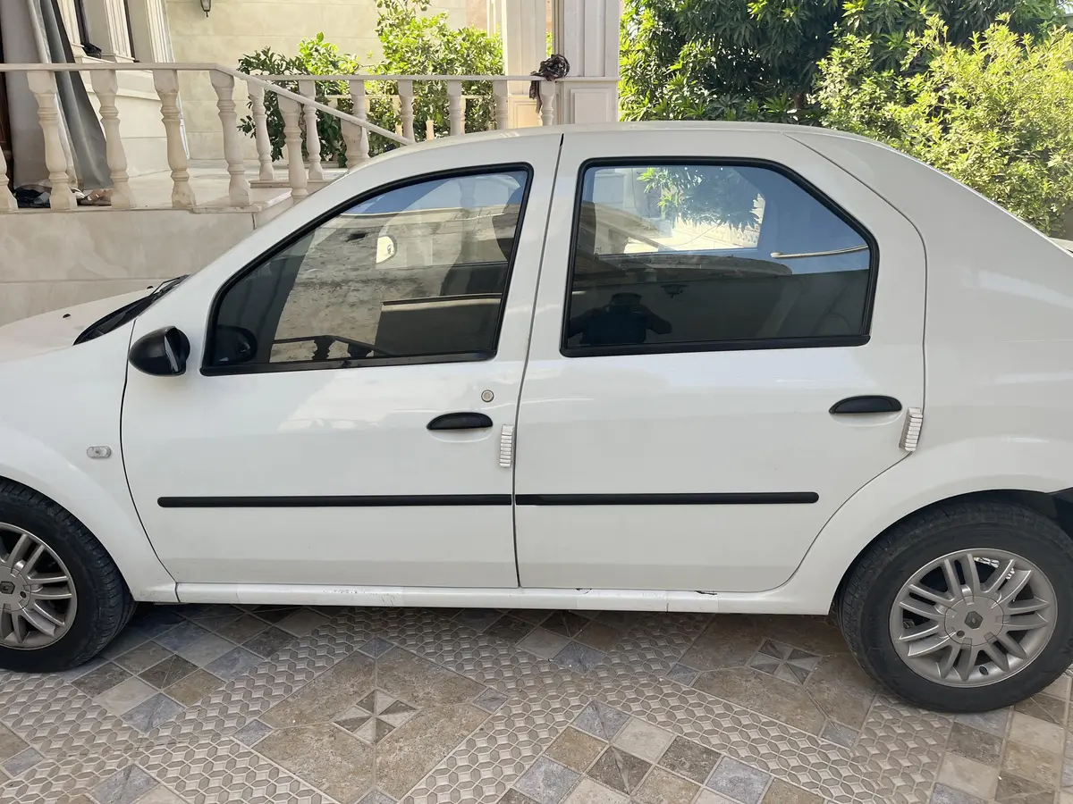 رنو،  تندر 90