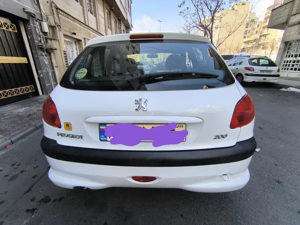 پژو، 206