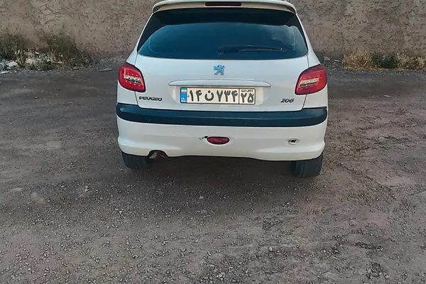 پژو  206