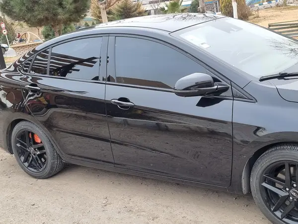 فونیکس، آریزو 6 جی تی (Z6 GT)