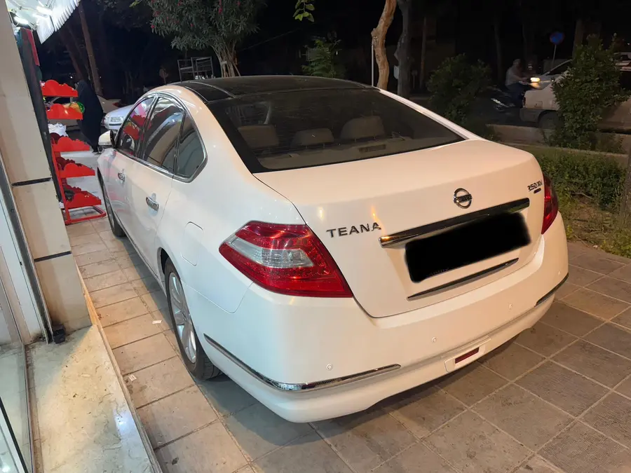 نیسان، تی ینا (مونتاژ)