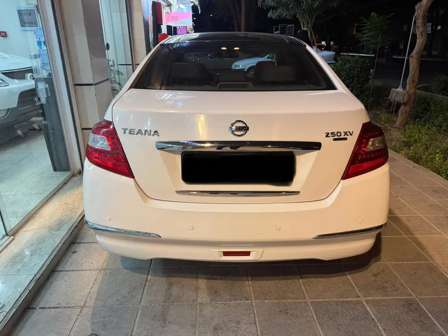 نیسان، تی ینا (مونتاژ)