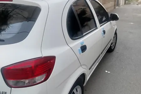تیبا، هاچ بک