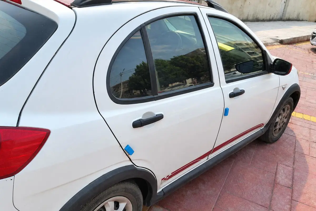کوییک،  دنده ای R