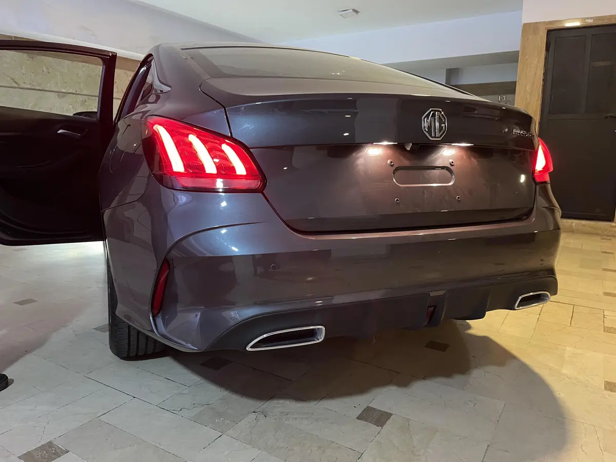ام جی،  GT
