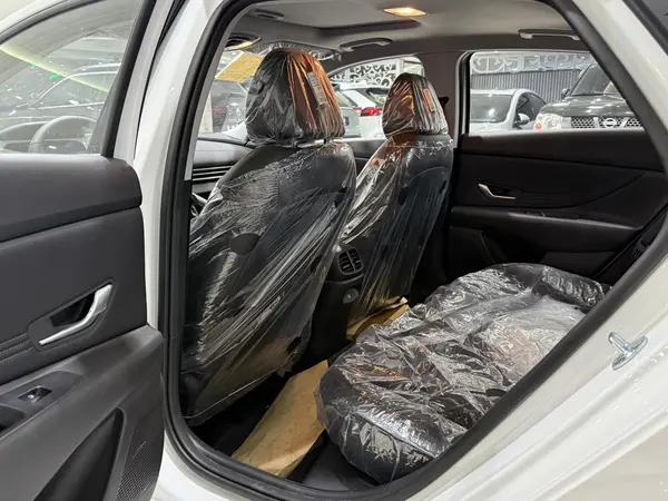 هیوندای، النترا